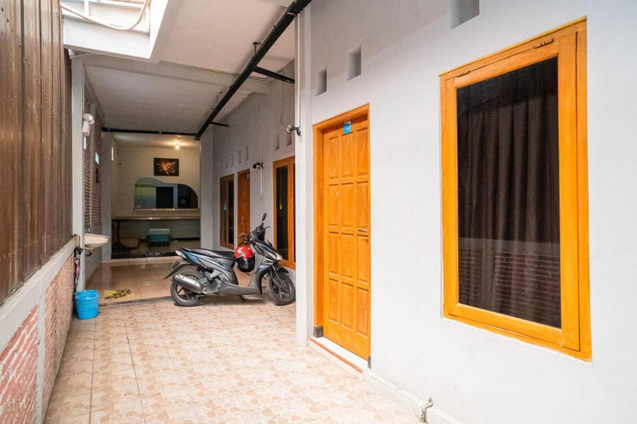 Jotel Guest House Mitra Reddoorz Pulauberayan Exterior photo